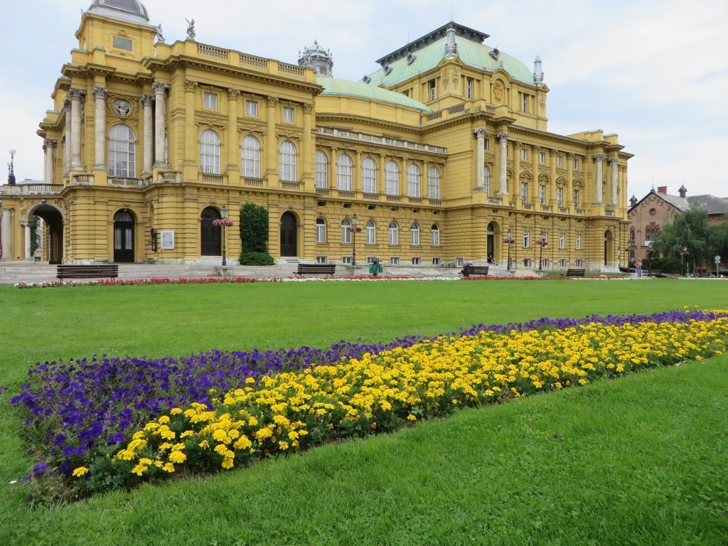 Croatia(Zagreb and Dubrovnik)